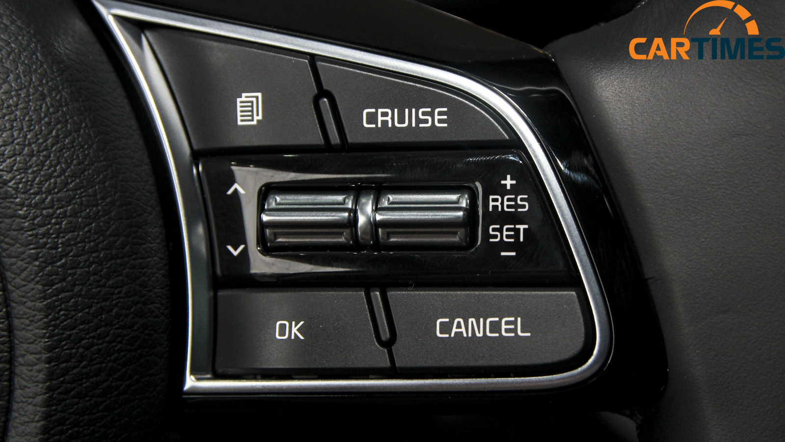 Thiết kế vô lăng trên xe Kia Cerato 2019