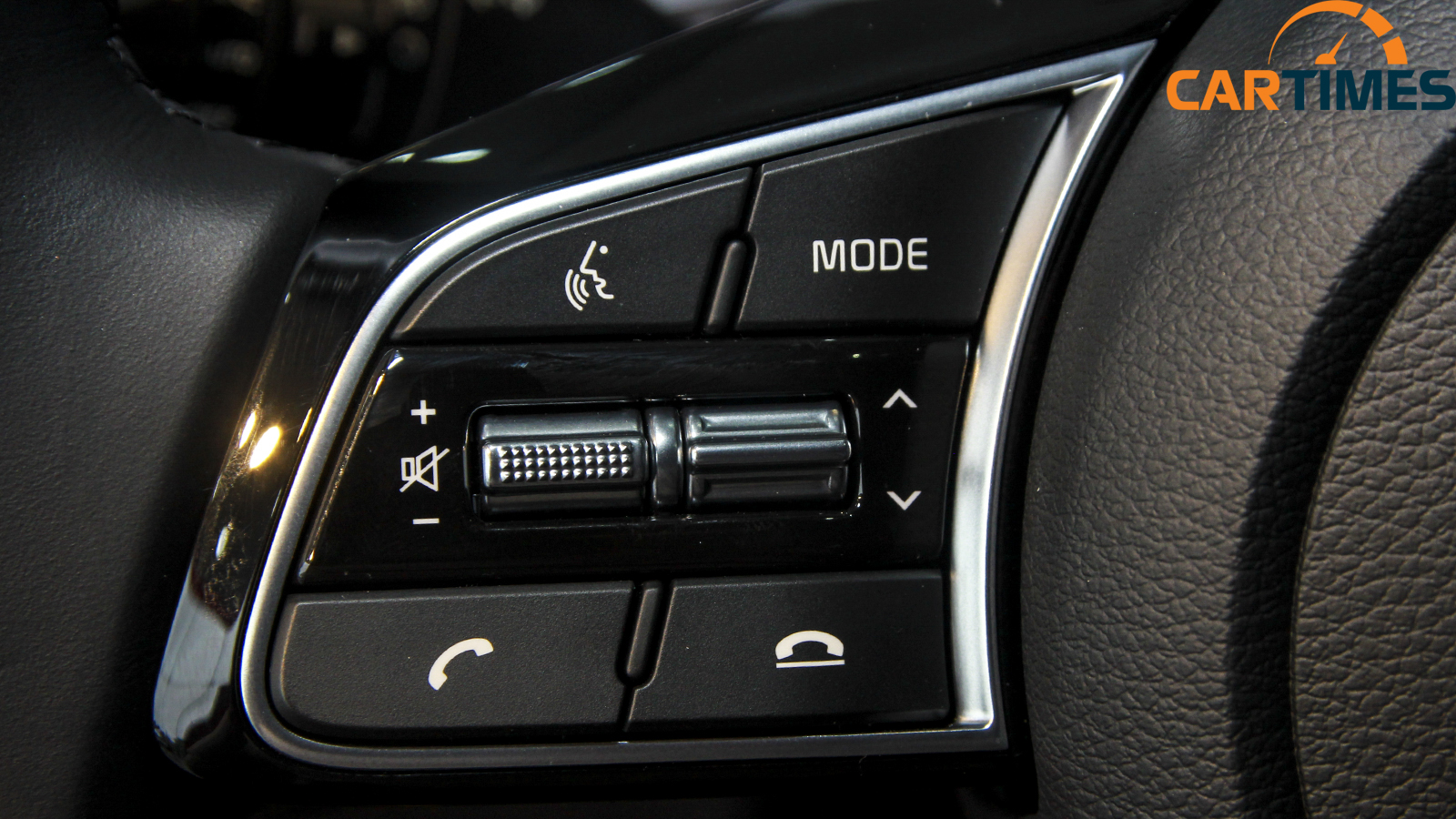 Thiết kế vô lăng trên xe Kia Cerato 2019