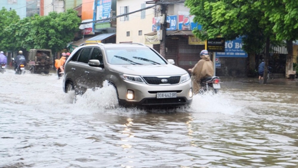 Xe có chiều dài cơ sở càng ngắn, khả năng vượt nước càng cao