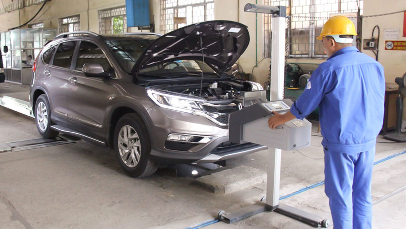 Cháy xe do lắp thêm thiết bị trên xe