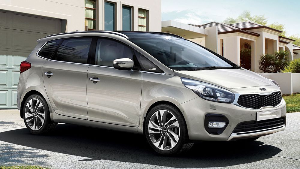 Kia Rondo 2017 gây ấn tượng trong phân khúc xe gia đình cỡ trung