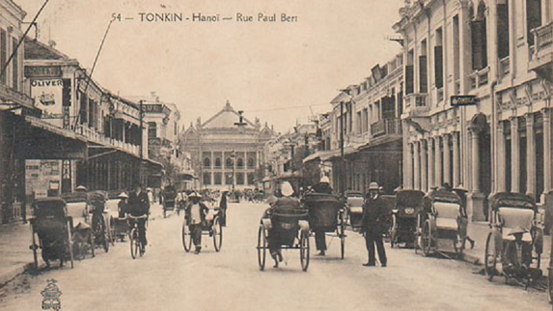 Từ đầu thế kỷ trước, giá xe ở Hà Nội đã cao ngất ngưởng nên không có nhiều xe hơi trên phố