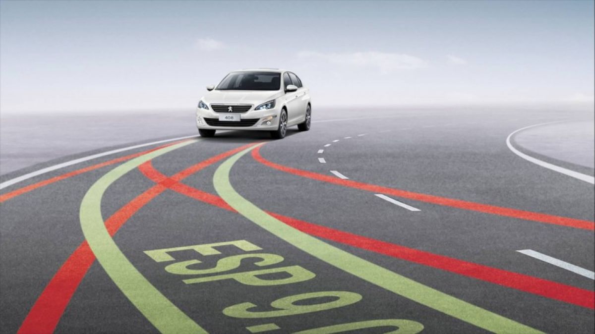 Peugeot 408 được đầu tư công nghệ an toàn hiện đại đạt tiêu chuẩn châu Âu