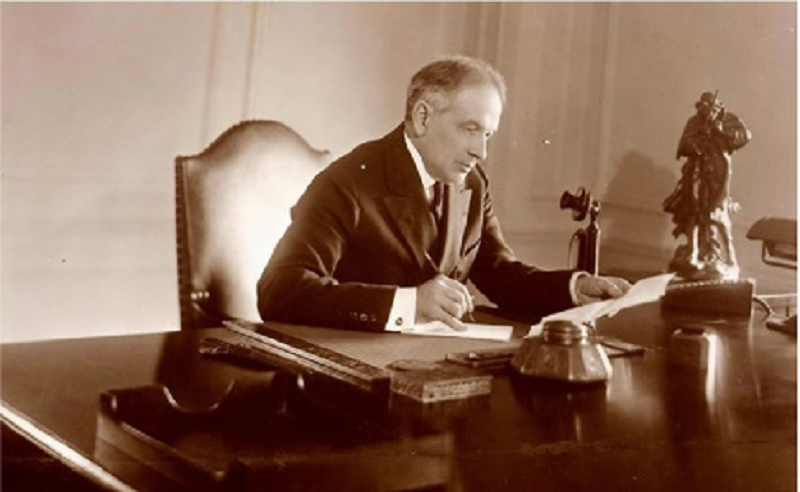 William Crapo Durant sẵn sàng làm mọi nghề và tỏ ra có năng khiếu đặc biệt trong kinh doanh