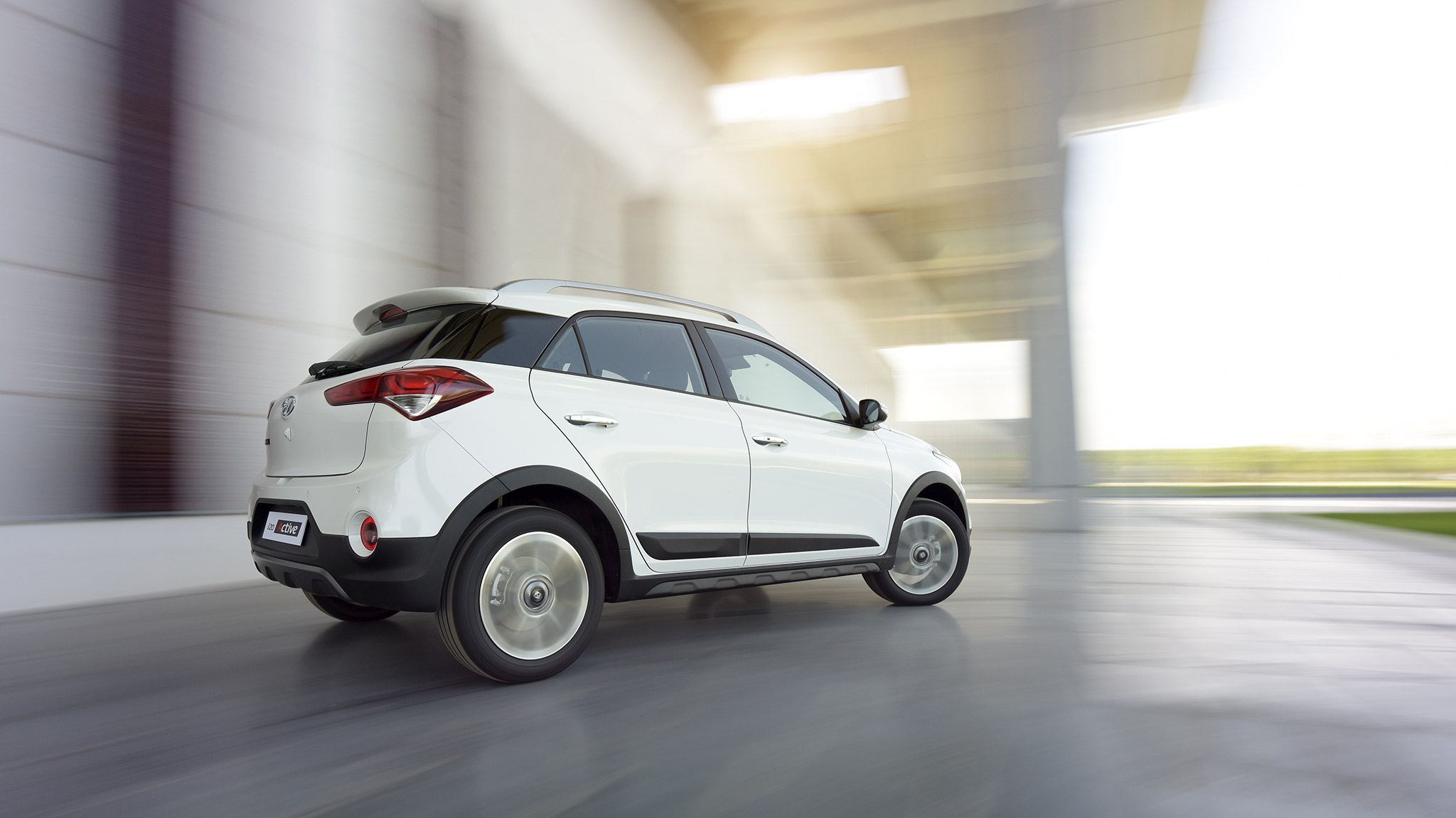 Hyundai i20 Active gây ấn tượng mạnh với khả năng xoay trở linh hoạt