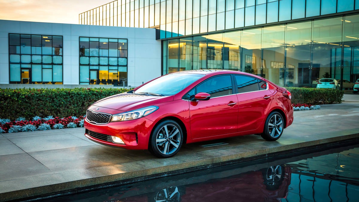 Kia Cerato 2018 luôn nằm trong top những mẫu xe bán chạy tại Việt Nam
