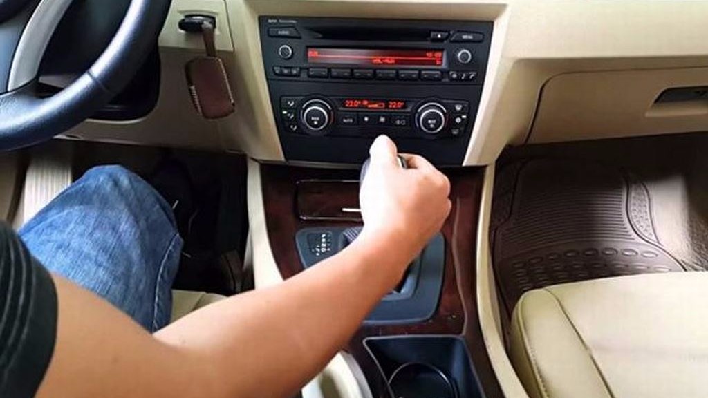 Xe đột nhiên tắt máy có thể là do một bộ lọc nhiên liệu bị tắc