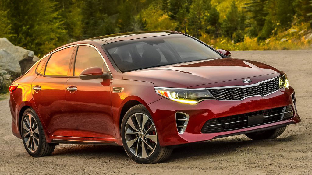 Ngoại thất Kia Optima 2.4 GT Line