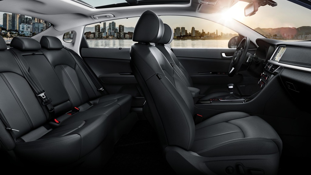Hàng ghế sau Kia Optima 2017 2.0AT