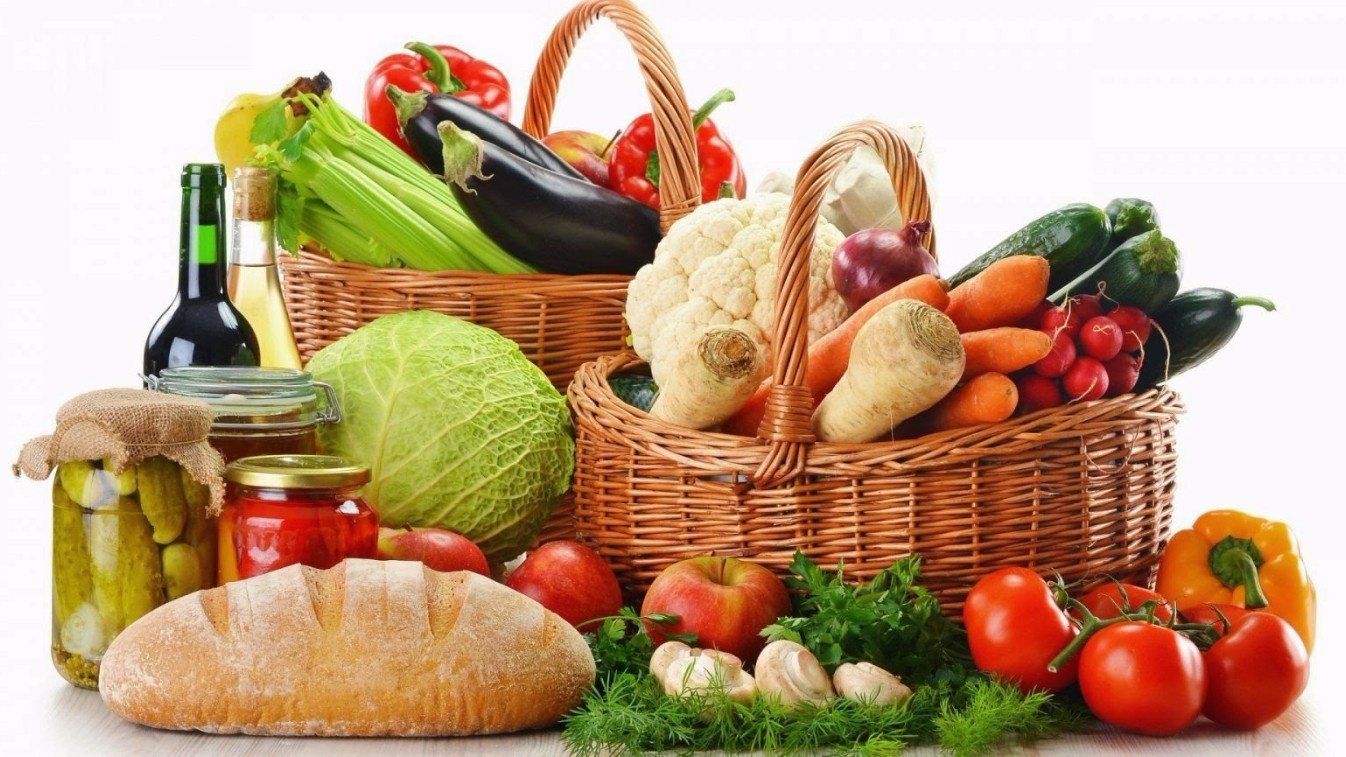 Ăn uống đủ chất giúp cho các tài xế có đủ sức lực và năng lượng cho một chuyến đi dài
