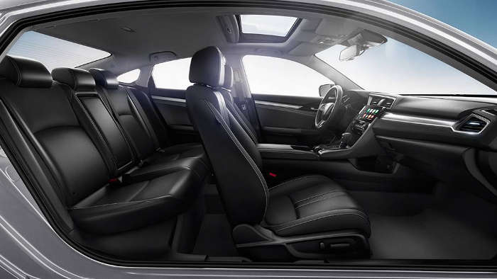 Các ghế ngồi trên xe Sedan rộng rãi