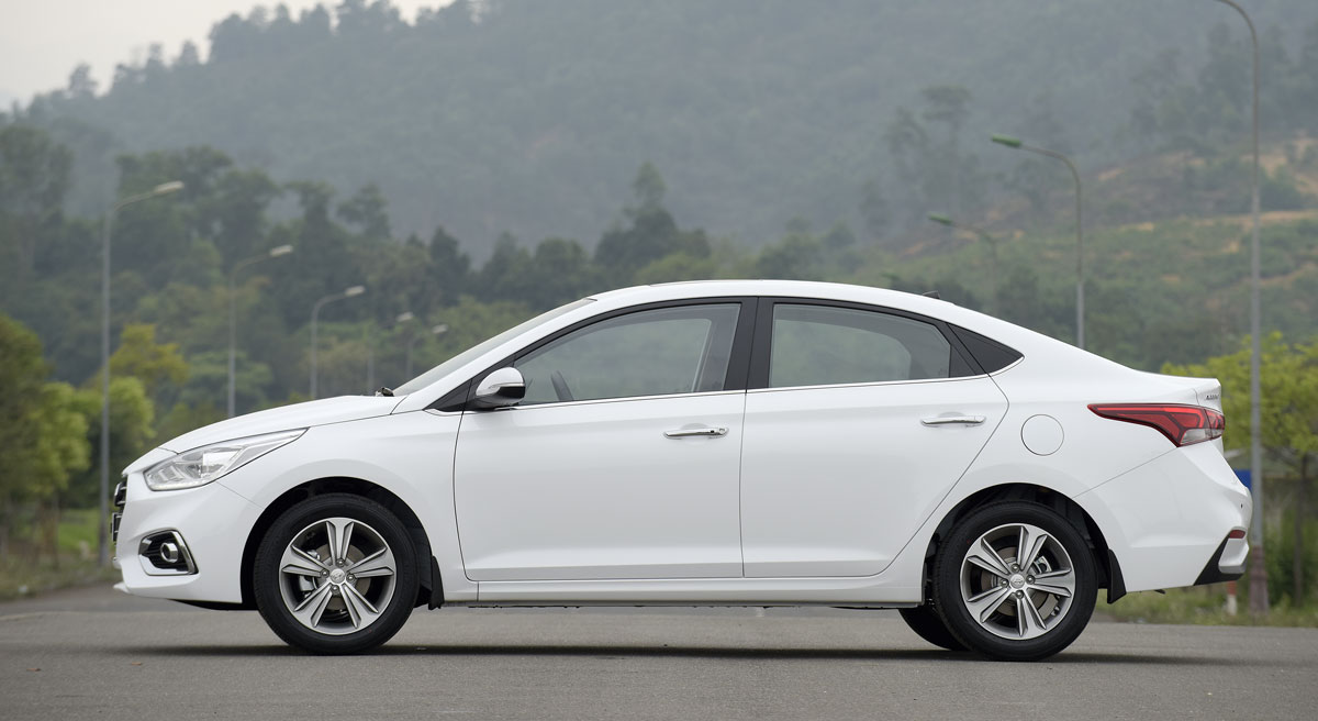 Giá bán Hyundai Accent 2018