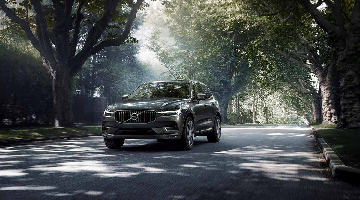 Kính chắn gió trên xe Volvo