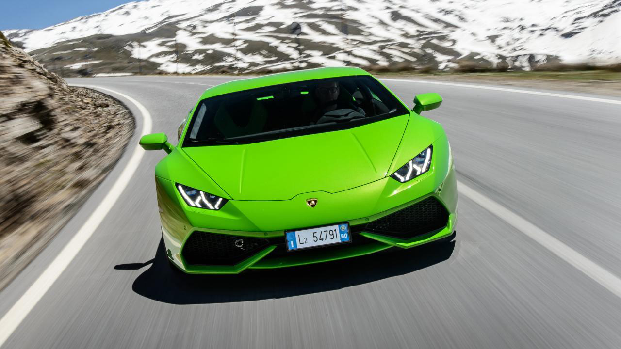 Xe Lamborghini V10 5.2L
