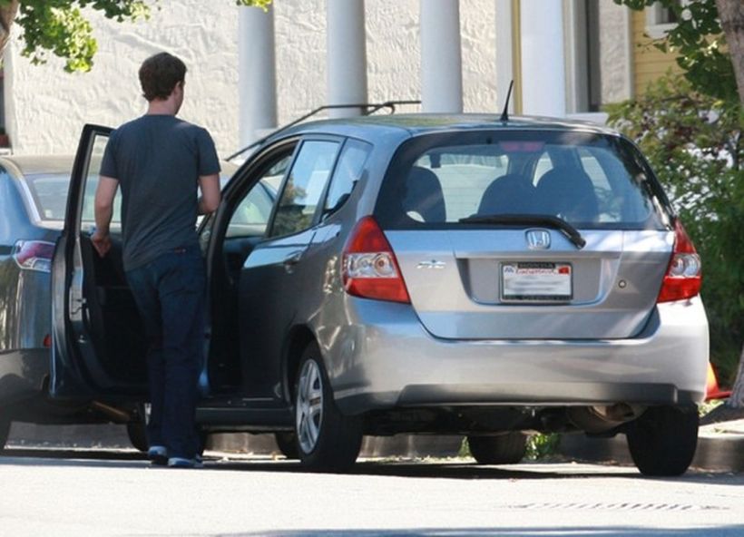 Ít người biết rằng Honda Fit lại là mẫu xe mà Mark Zuckerberg yêu thích nhất