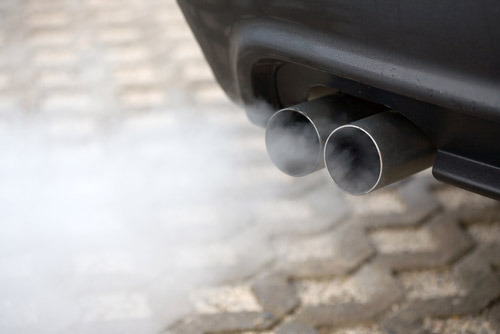 Carbon monoxide tạo ra trong quá trình động cơ hoạt động