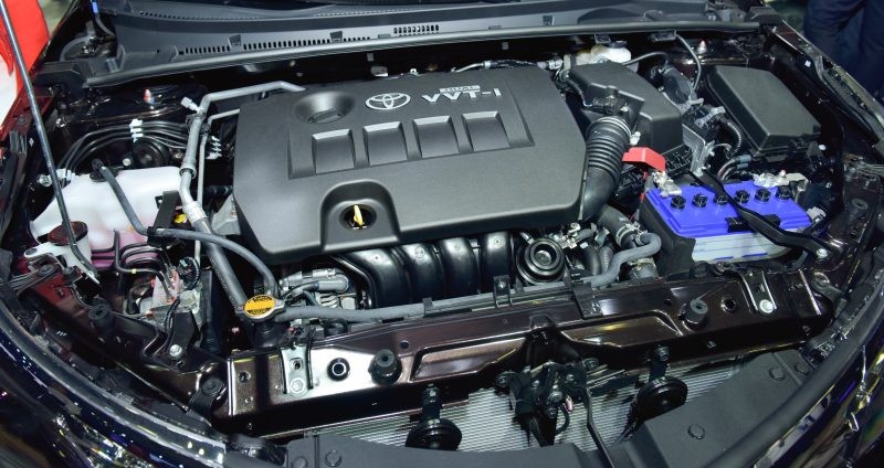 Động cơ xe Toyota Corolla Altis 2018
