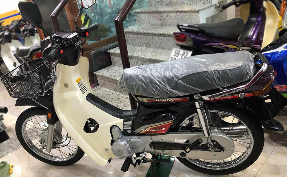 Dòng Honda Dream Thái được biết đến như một biểu tượng của xe máy