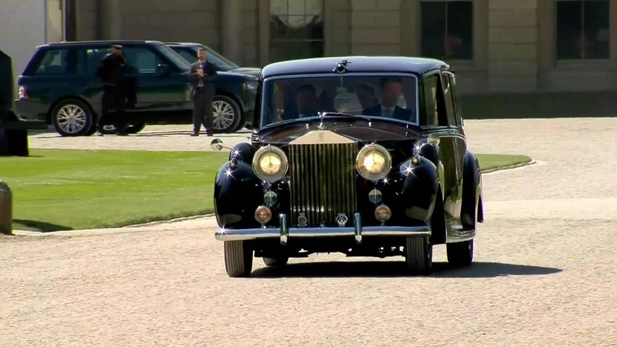 Xe Rolls-Royce Phantom IV được thiết kế vào năm 1950