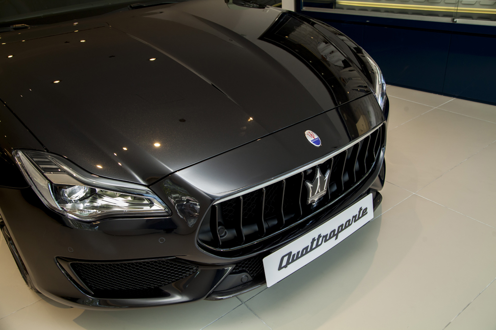 Thiết kế đầu xe Maserati Quattroporte GranSport GTS Nerissimo