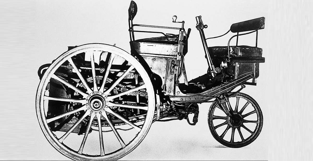 Chiếc xe Peugeot đầu tiên