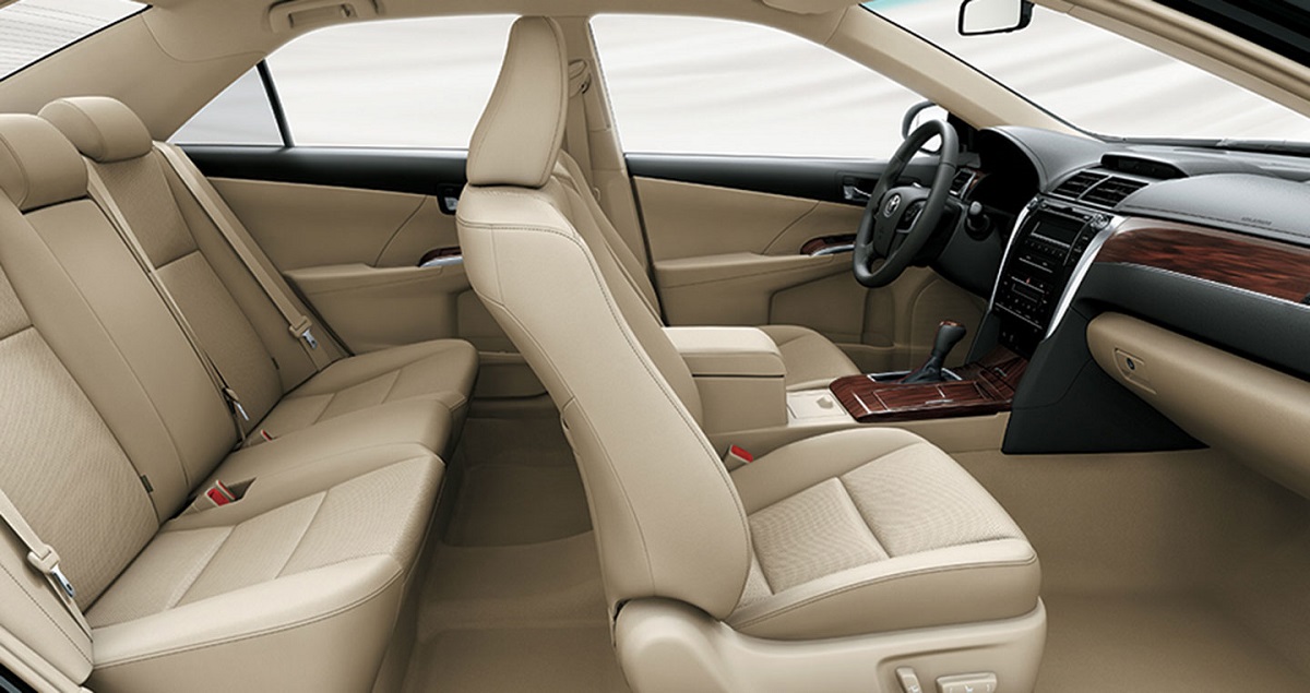 Thiết kế cabin xe Toyota Camry 2018