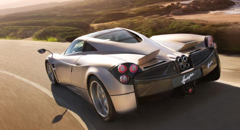 Cánh tà được sử dụng đầu tiên trên siêu xe của Pagani