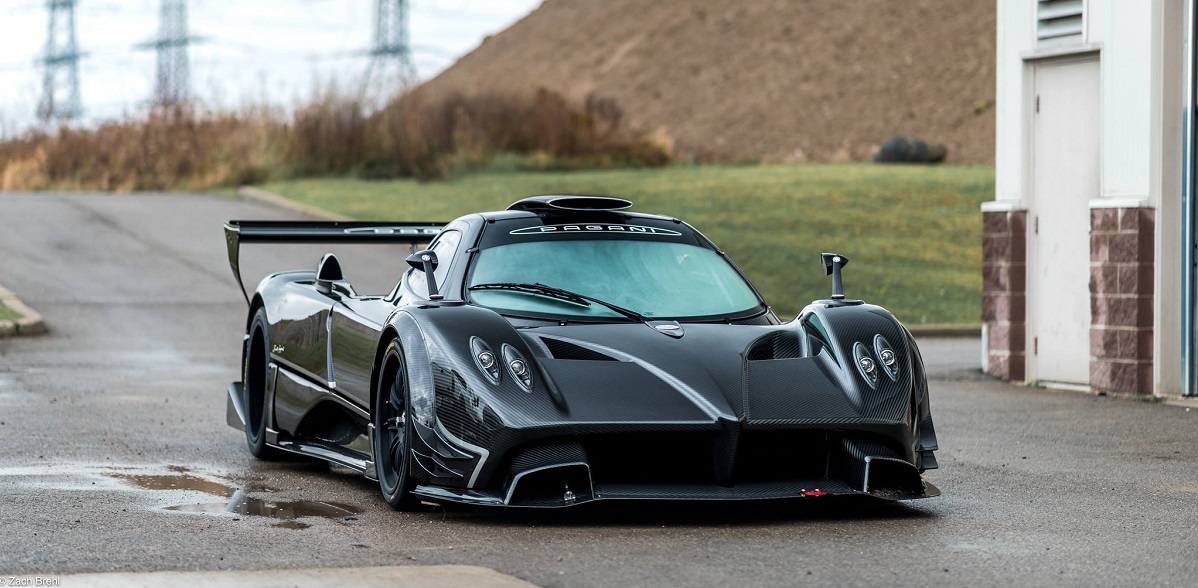 Không có một chiếc Pagani Zonda nào được chạy trên đường phố Mỹ do quá mạnh