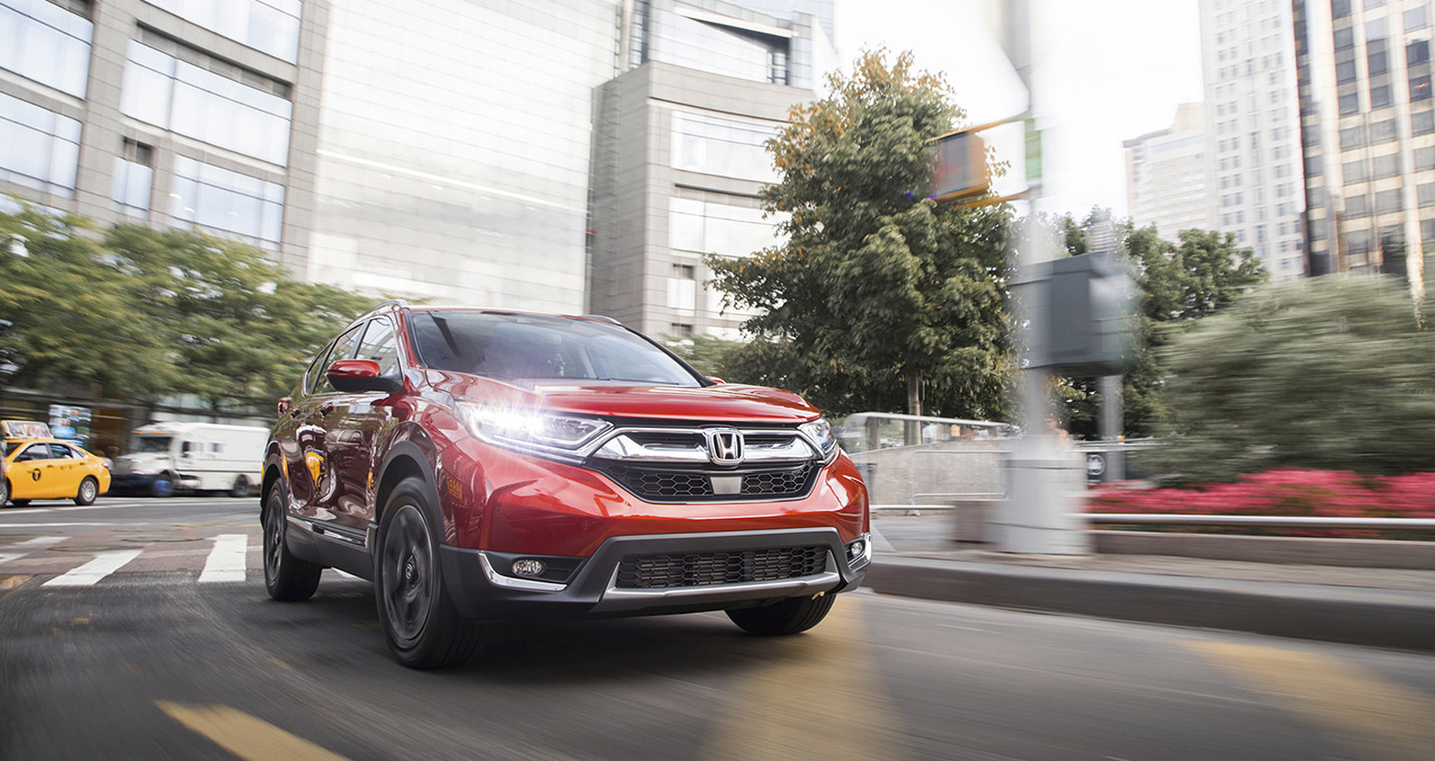 Honda CR-V 2017 vinh dự nhận danh hiệu "SUV của năm 2018" do Motortrend bình chọn.