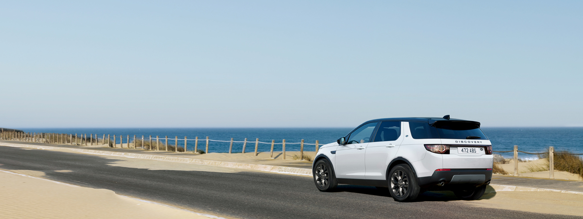 Chỉ trong 4 năm, Land Rover Discovery Sport Landmark đã bán được 350 ngàn xe
