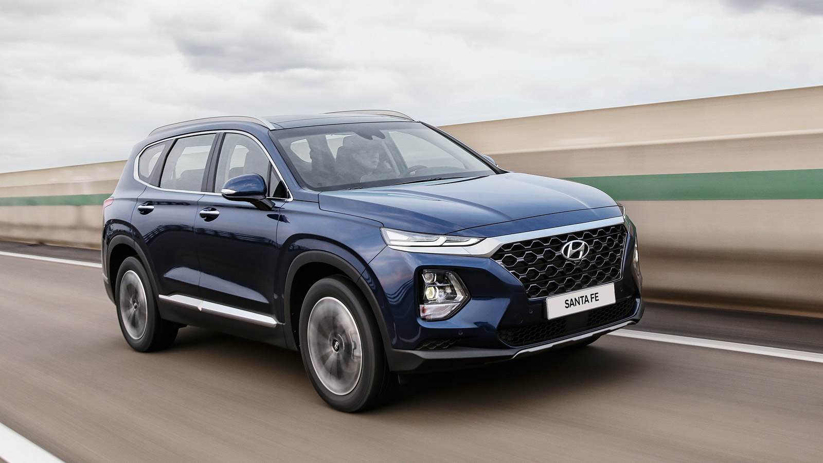 Hyundai Santa Fe thế hệ mới vơi 04 phiên bản khác nhau