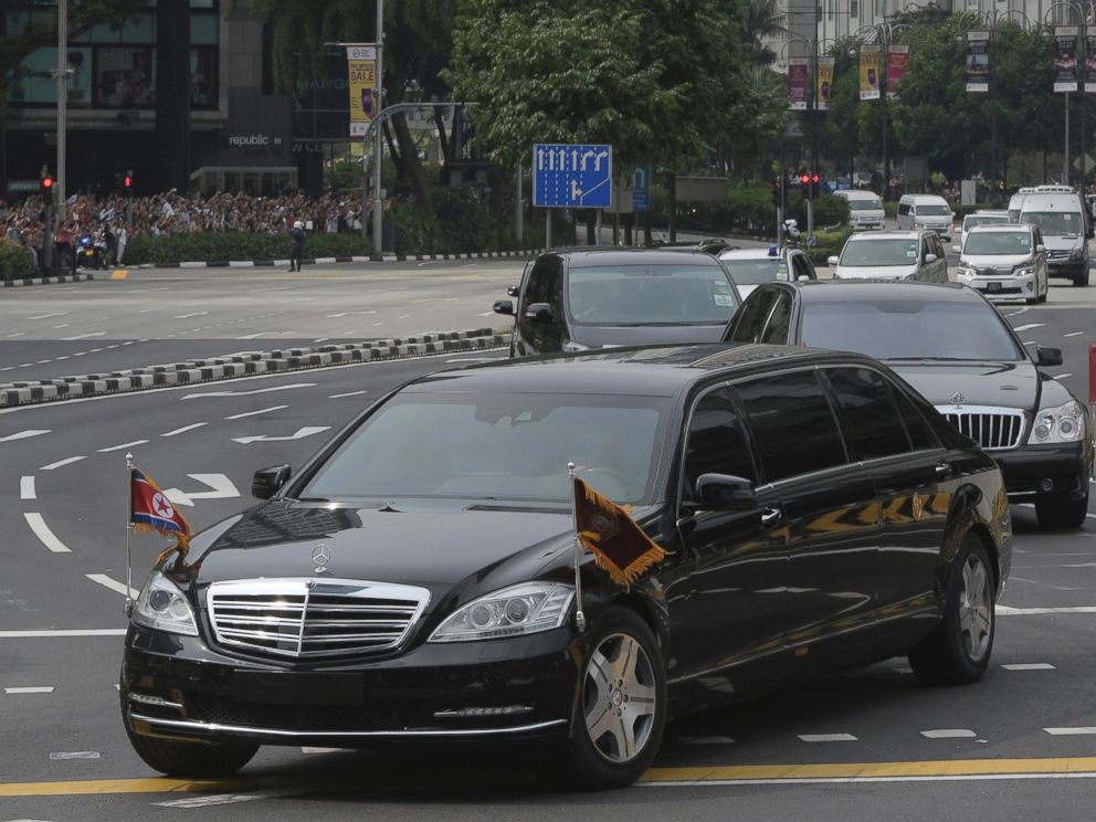 Đoàn xe 'khủng' đón ông Kim Jong Un tại Singapore. Ảnh: ABC News