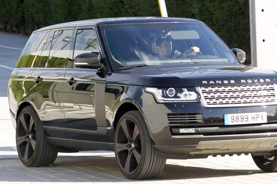 Chiếc Range Rover được Messi sử dụng khi đi cùng gia đình