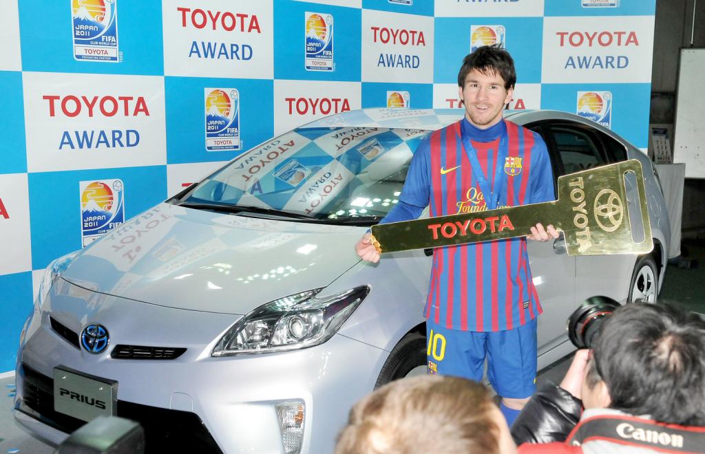Chiếc xe Toyota Prius có giá khoảng 20.000 USD
