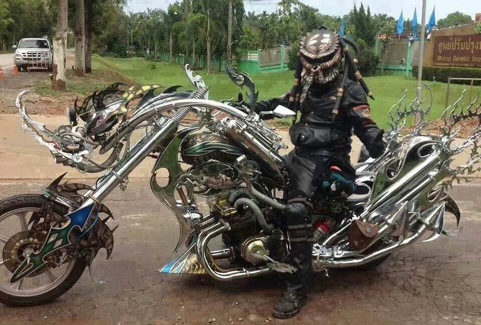 Độ xe phong cách quái thú Predator được các biker ưa thích