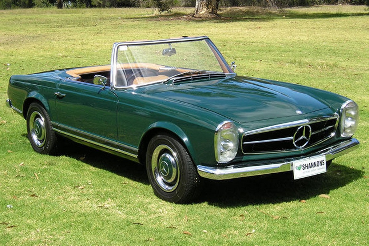 Mẫu xe Mercedes-Benz 250 SL 1967 