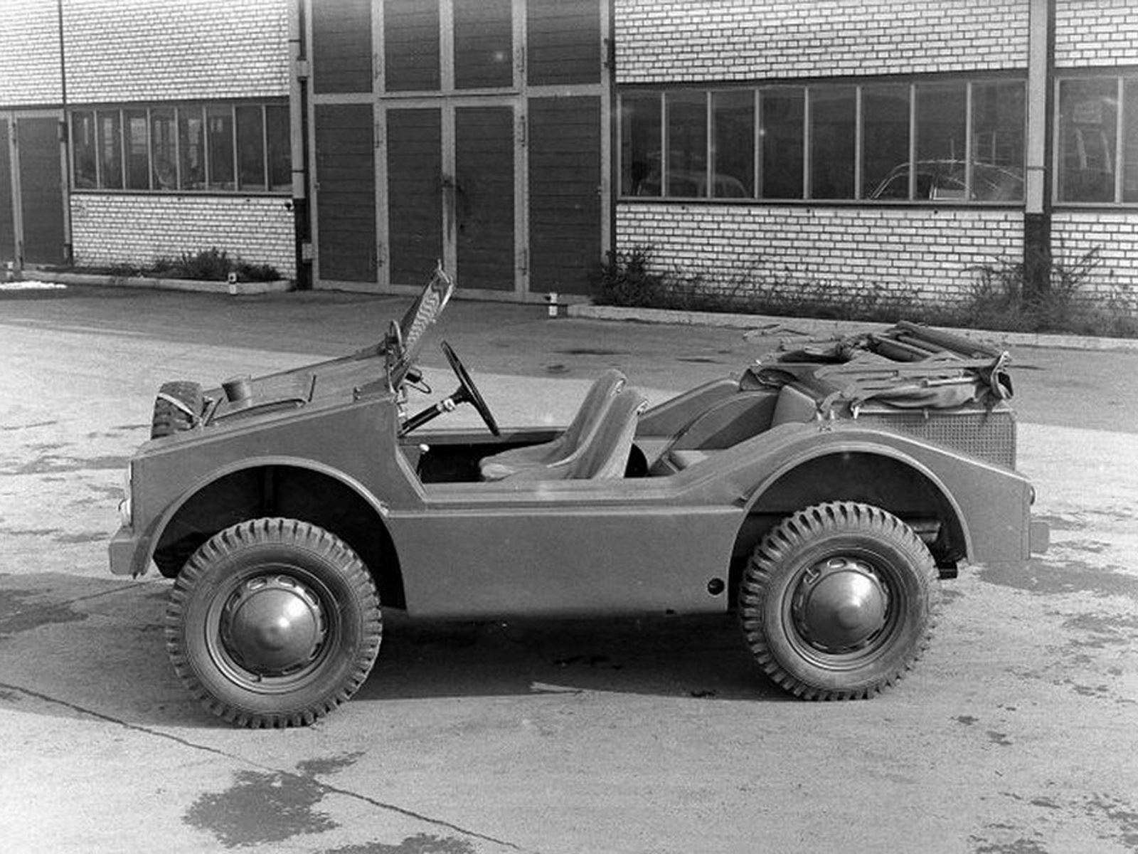 Xe Jagdwagen 597 được thiết kế như một mẫu xe quân sự 