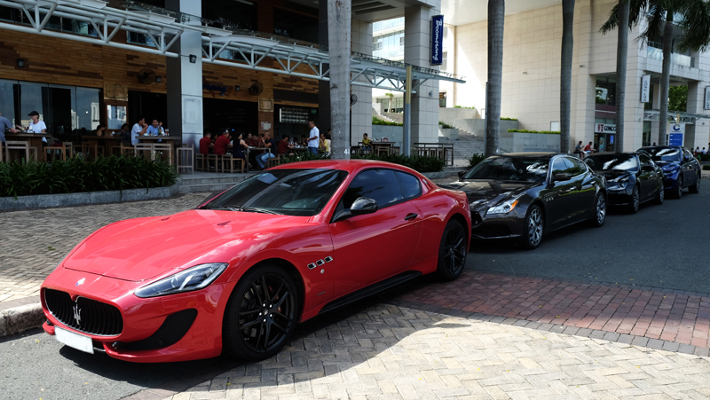Dẫn đầu là siêu xe GranTurismo