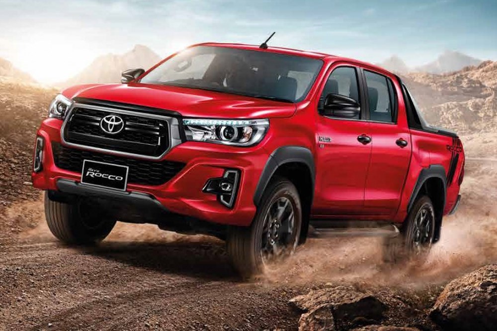 Toyota Hilux 2018 được trang bị thêm gói trang bị MLM cho 2 phiên bản số tự động