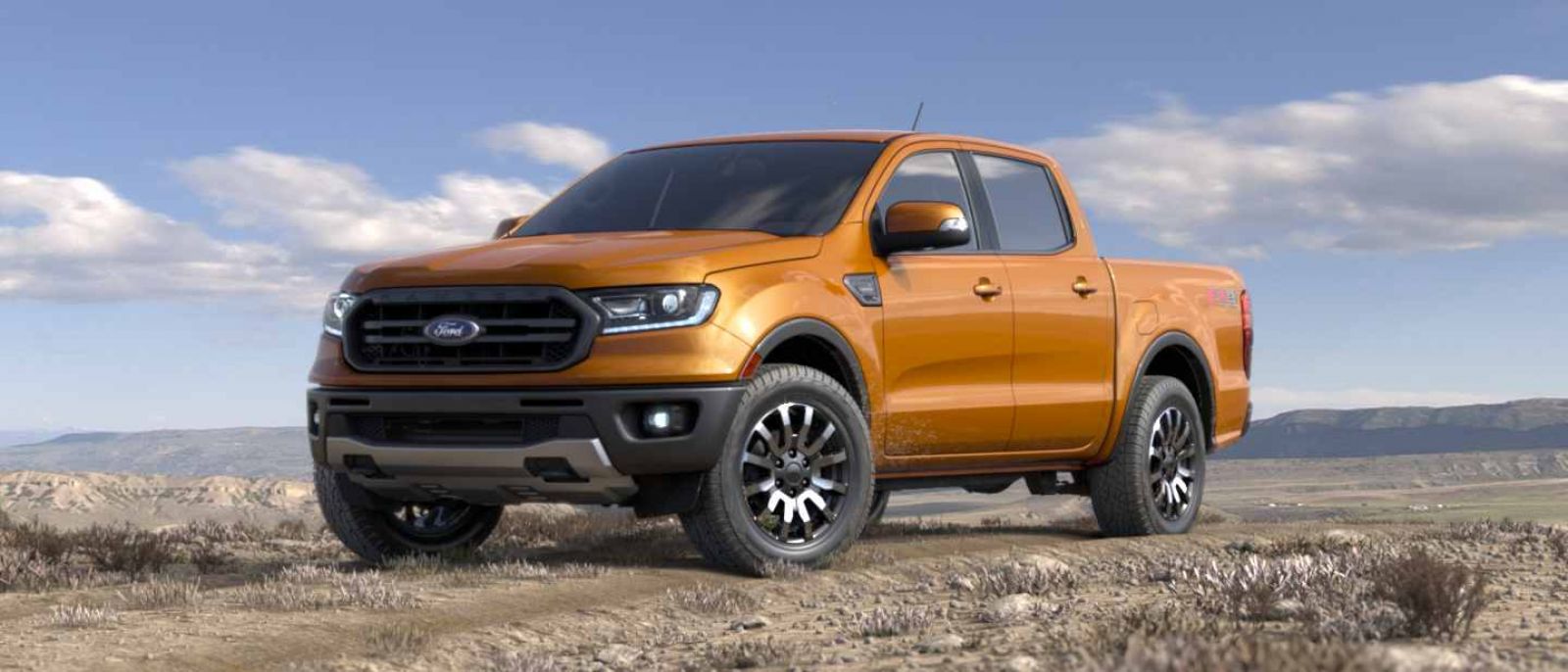 Ford Ranger cũng đang trên đường về Việt Nam và sẽ cập bến cuối tháng 7/2018