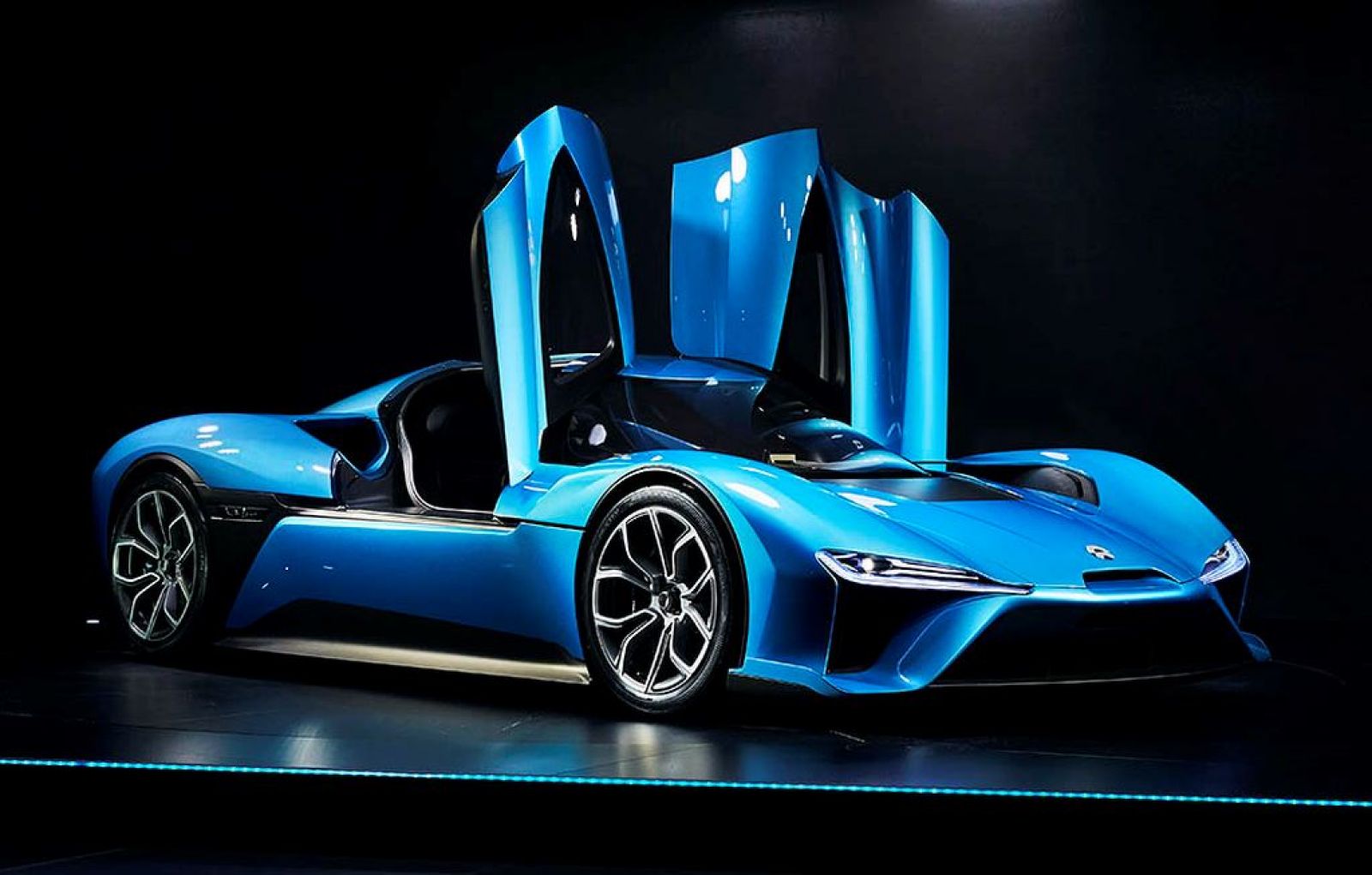 NIO EP9 sử dụng động cơ điện có công suất lên tới 1 megawatt