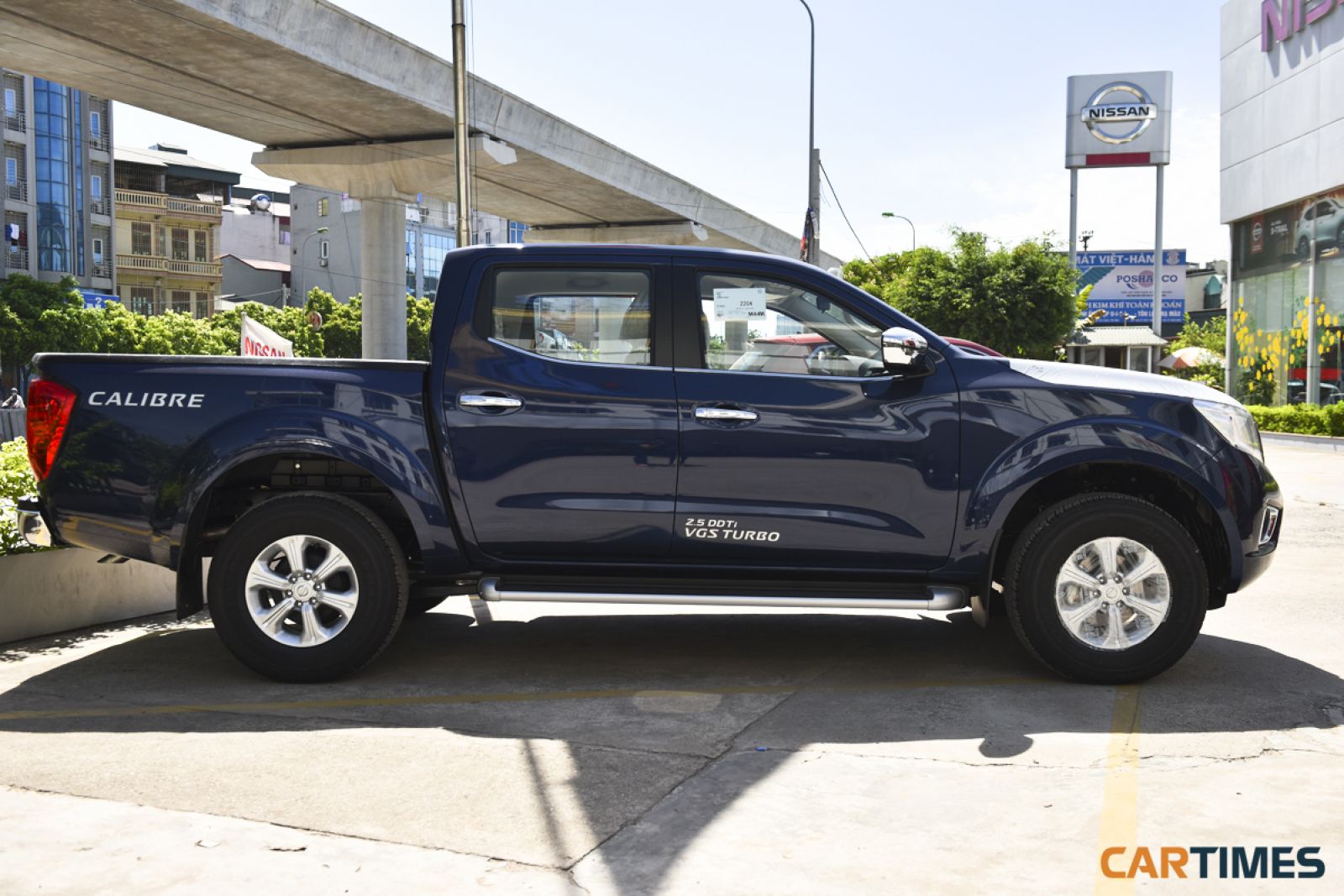 Xe Nissan Navara
