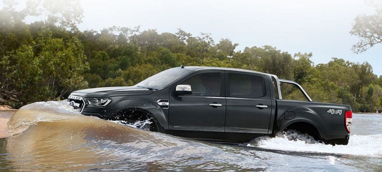 Ford Ranger có khả năng lội nước vượt trội