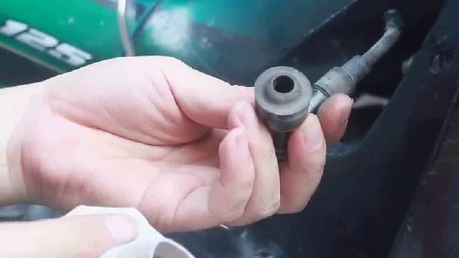 Xử lý xe máy bị ngập nước
