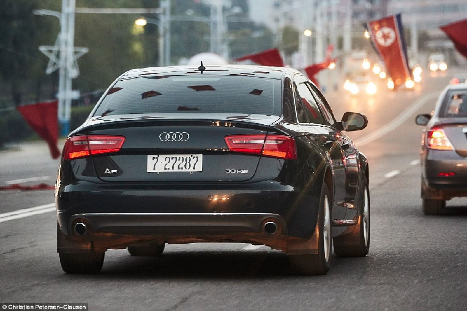 Một chiếc Audi A6 xuất hiện trên đường phố Triều Tiên