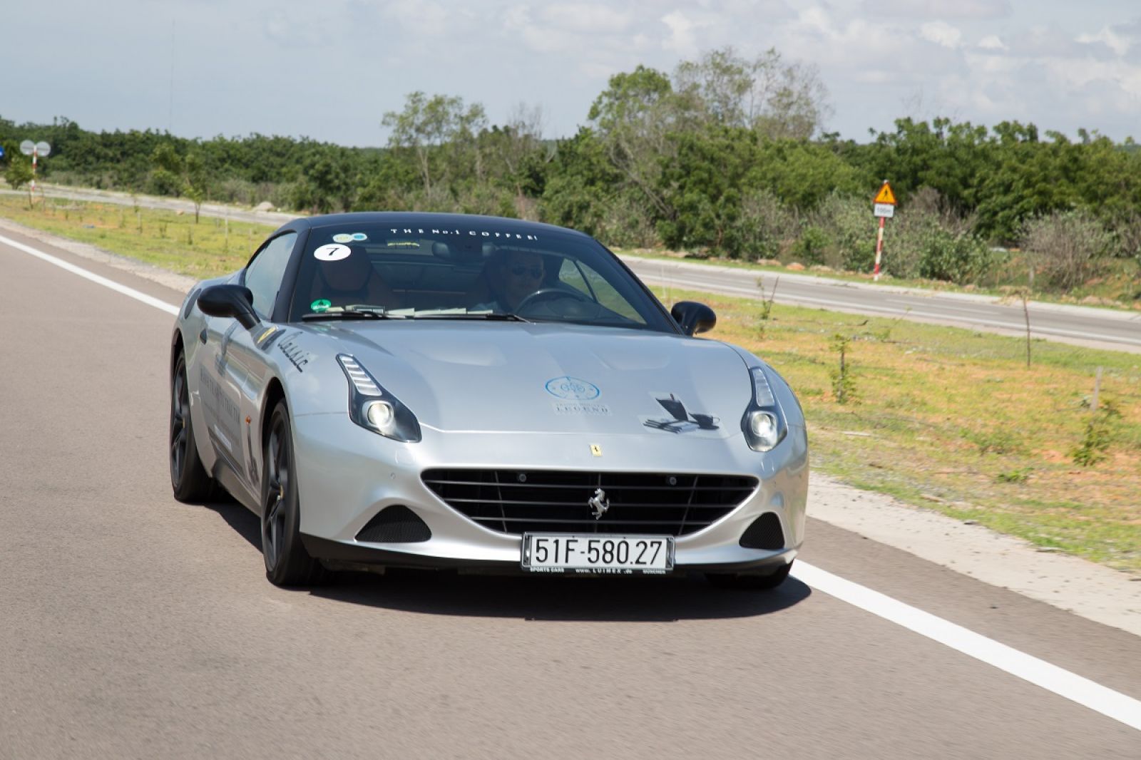Siêu xe Ferrari California T