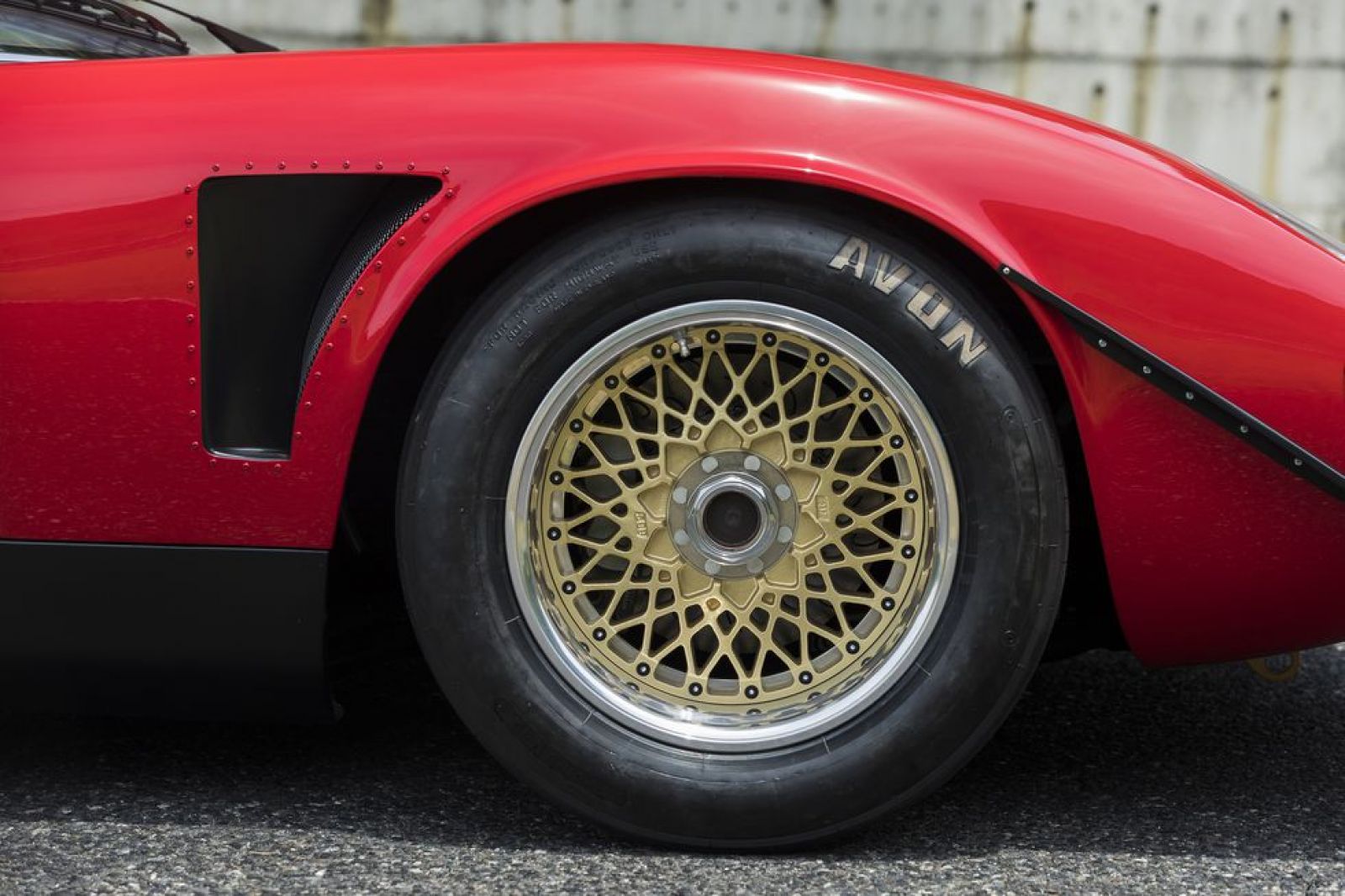 Thiết kế la zăng siêu xe Lamborghini Miura Jota SVJ