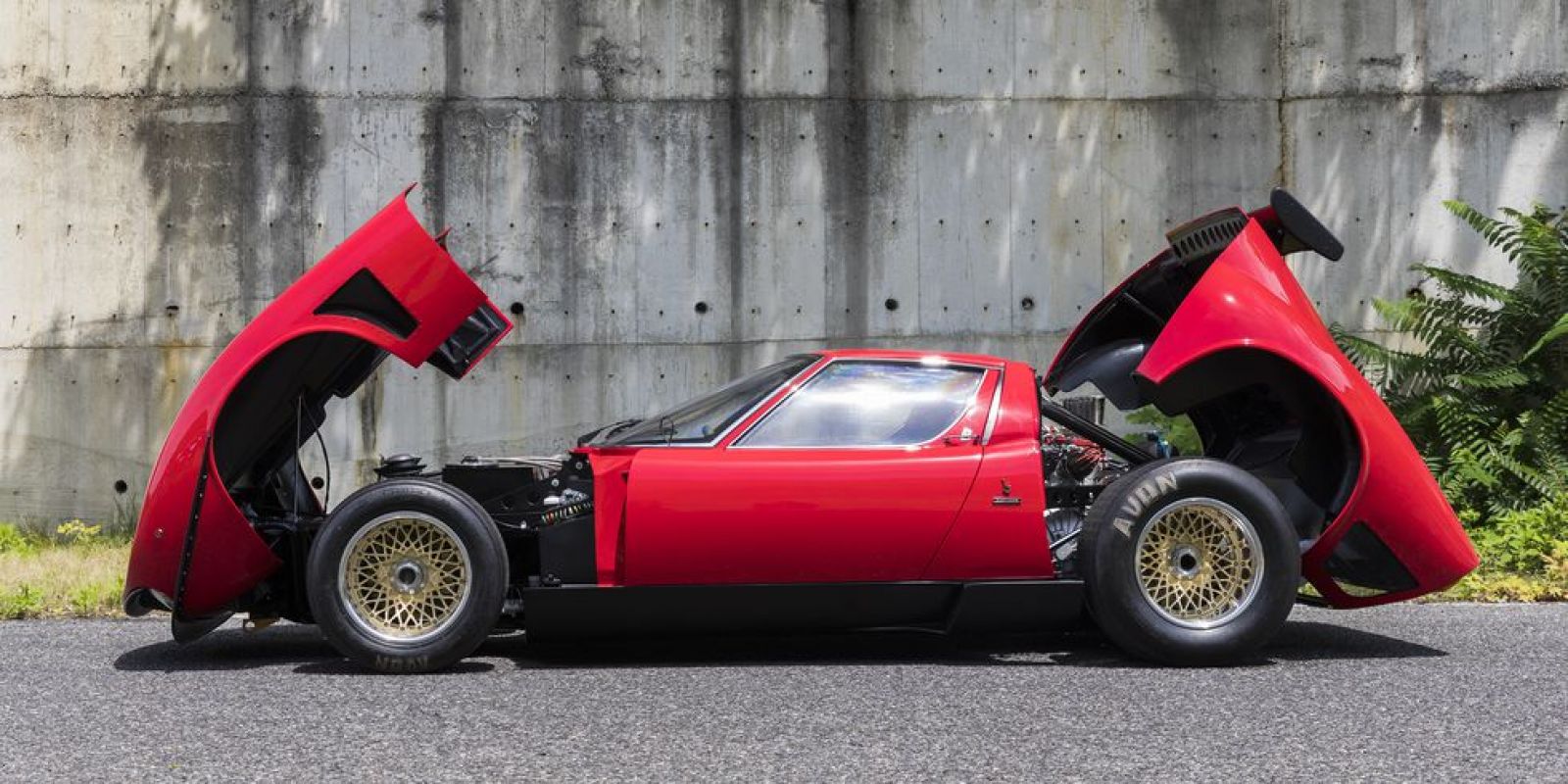 Siêu xe Lamborghini Miura Jota SVJ
