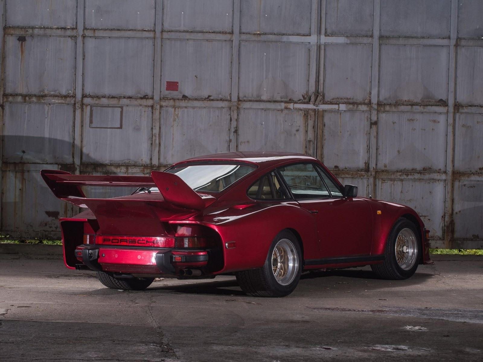 Porsche 935 Street là một trong những chiếc xe hiếm nhất từng được sản xuất