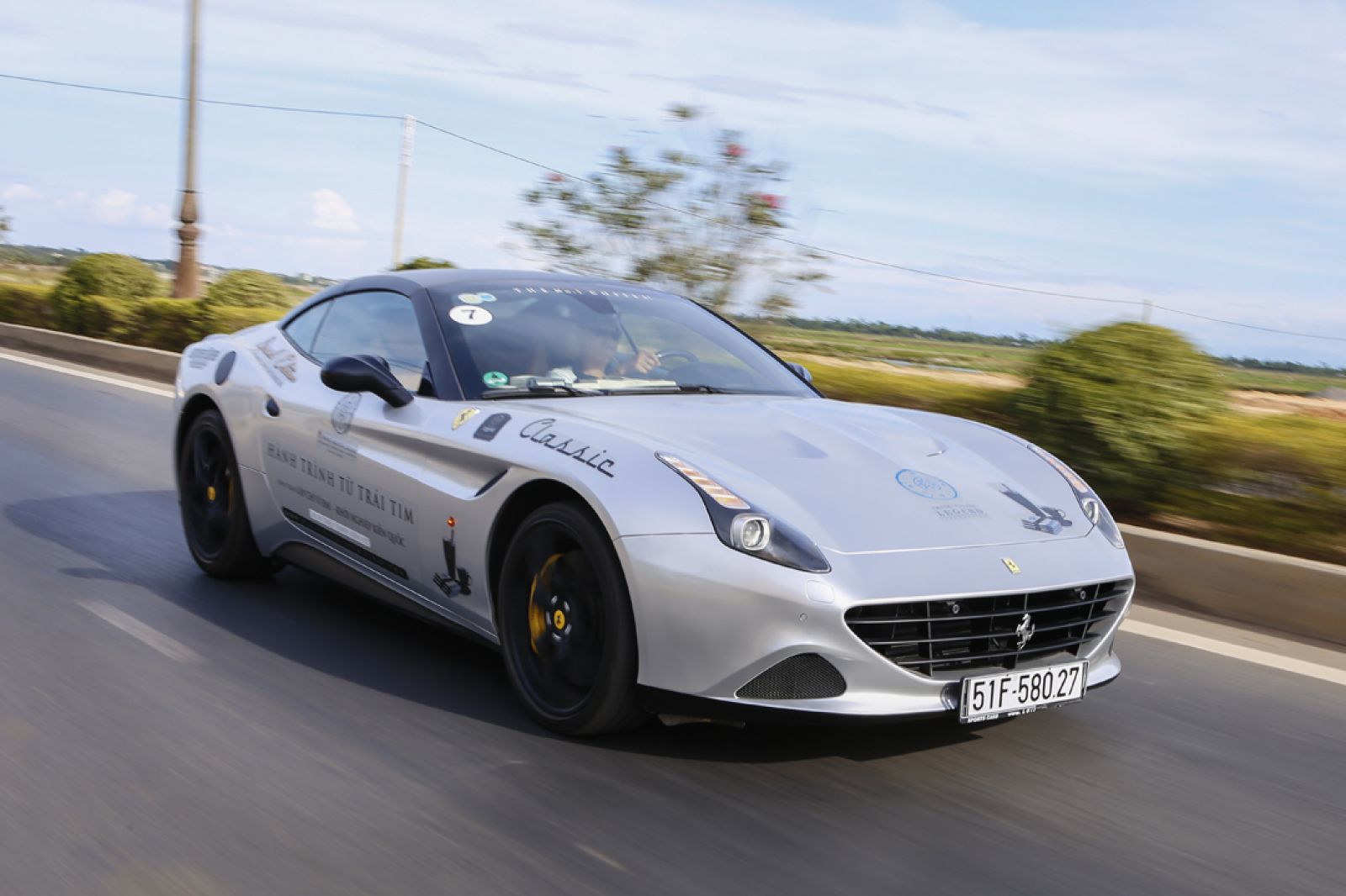 Siêu xe Ferrari California T
